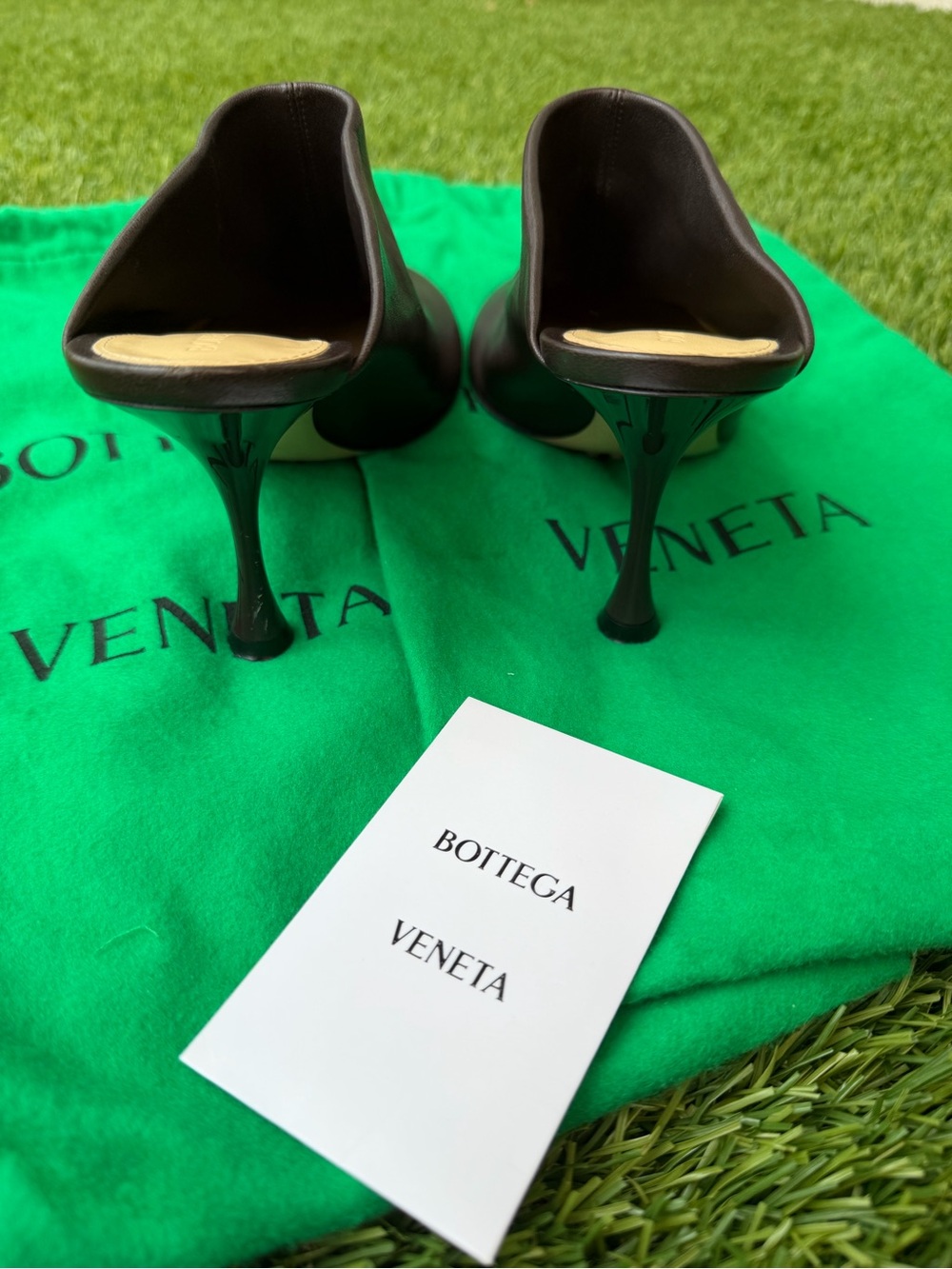 Bottega Veneta Dot Dark Brown Leather Mule Heels Size 37 like new - Picture 5 of 13